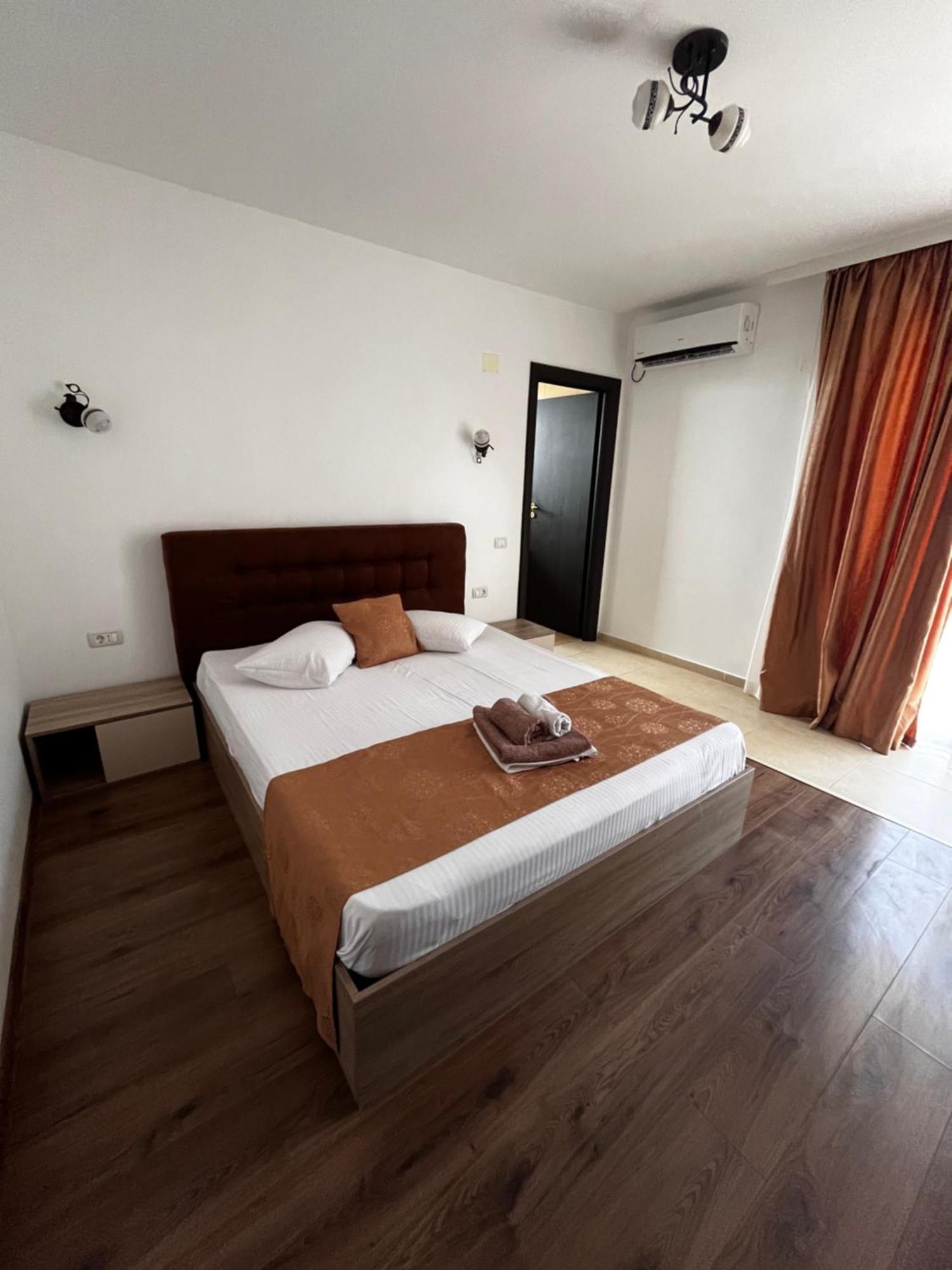 Elegance Hotell Costinesti Eksteriør bilde
